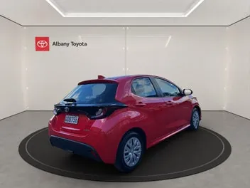 Toyota Yaris 2023 photo 4