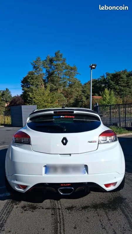 Renault Megane 2013 photo 2