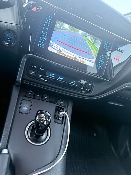Toyota Auris 2015 photo 4
