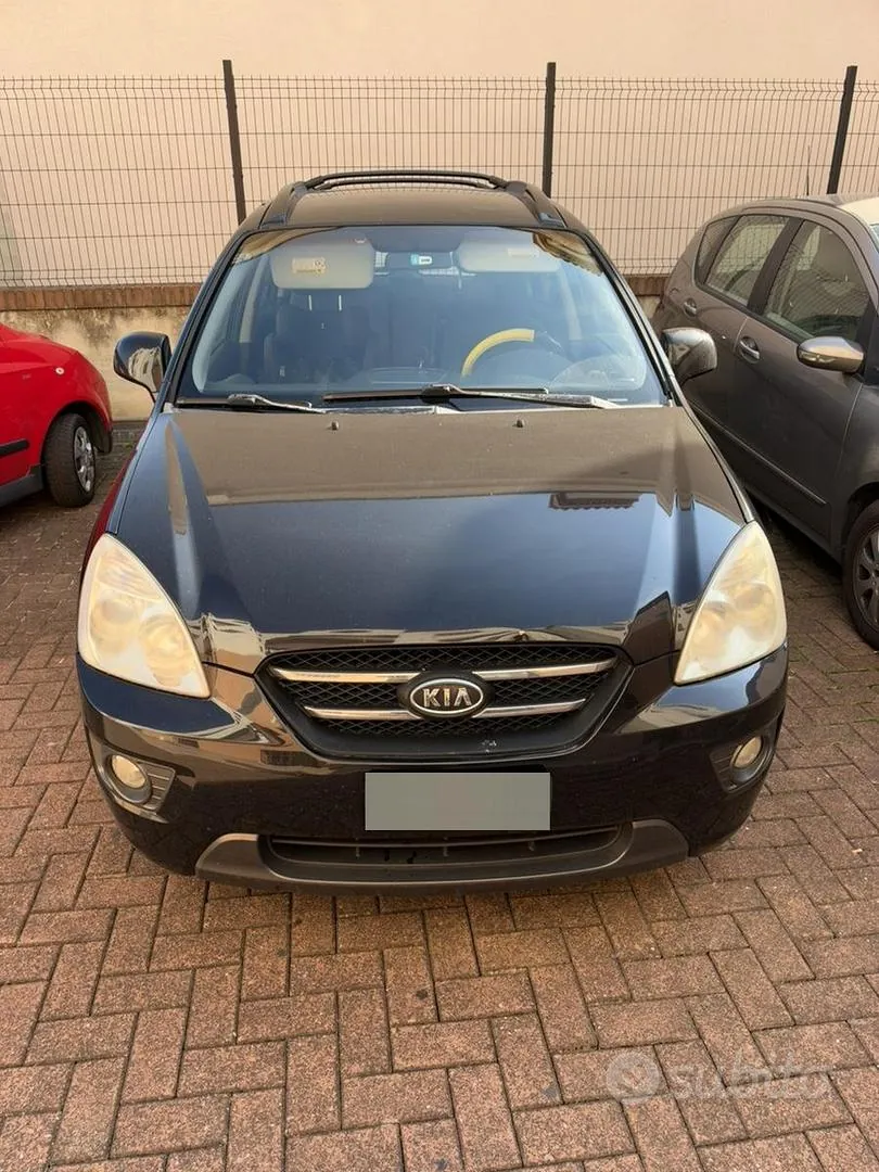 Kia Carens