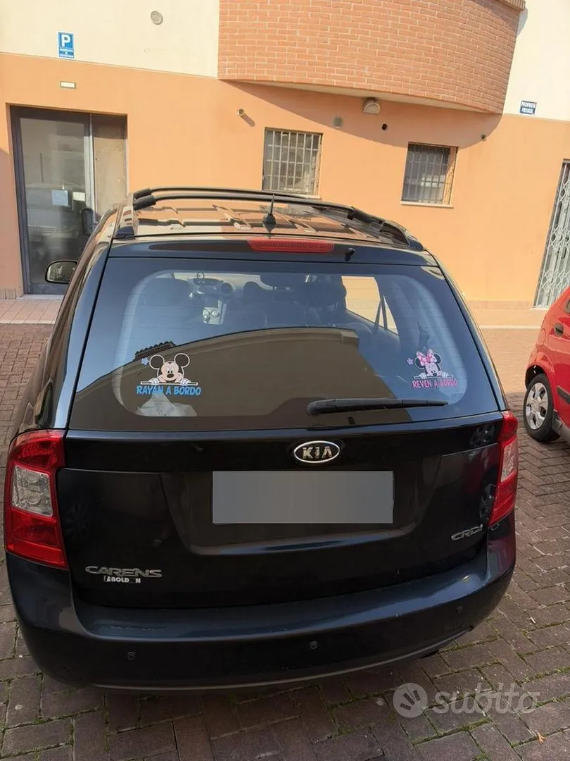 Kia Carens 2009 photo 4
