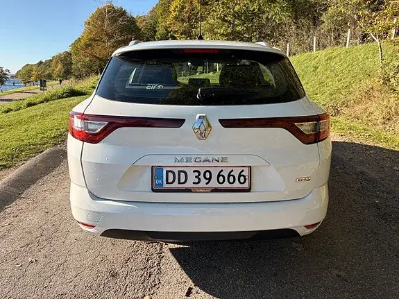 Renault Megane Iv 2017 photo 3