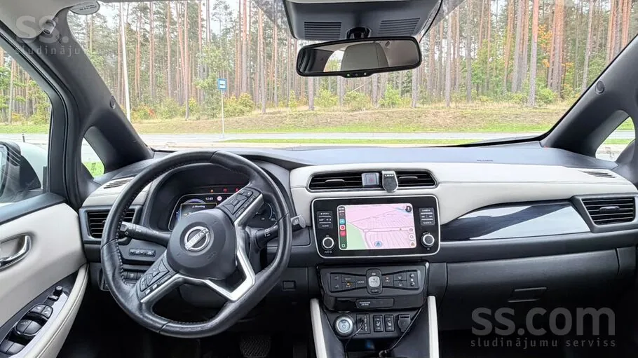 Nissan Leaf 2023 photo 5