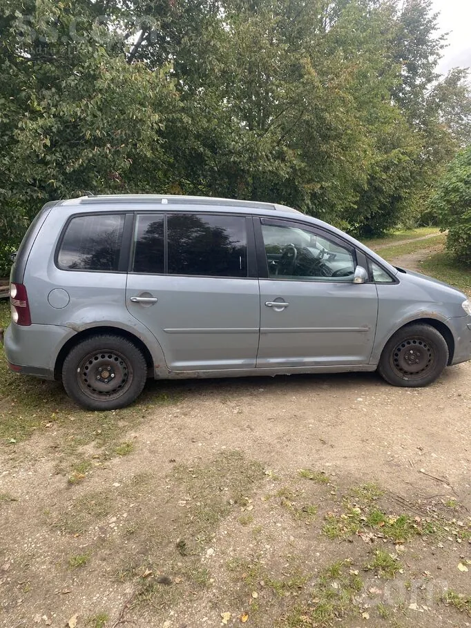 Volkswagen Touran 2007 photo 5
