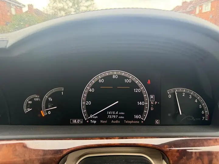 Mercedes-Benz S-Class 2006 photo 3