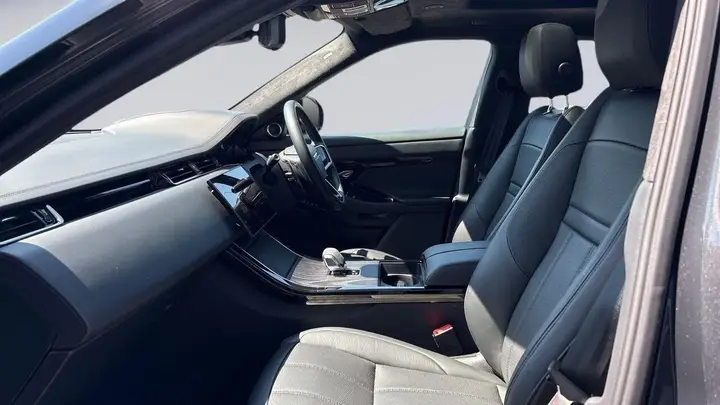 Land Rover Range Rover Evoque 2024 photo 3