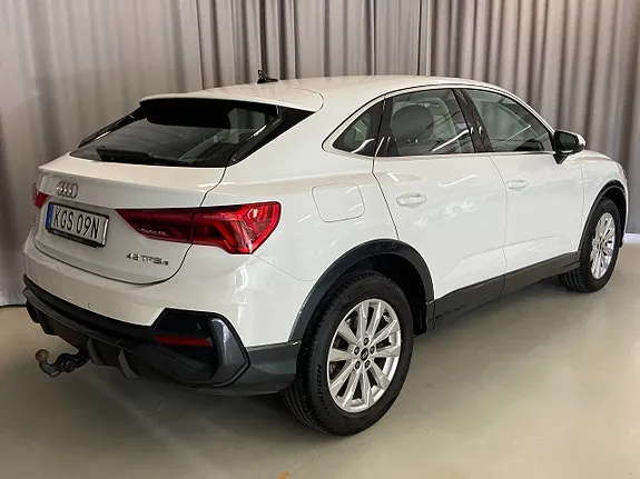 Audi Q3 2023 photo 5