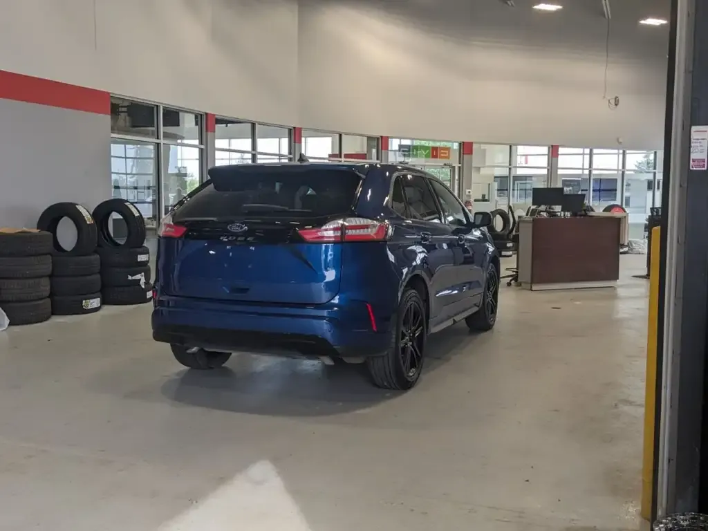 Ford Edge 2023 photo 4