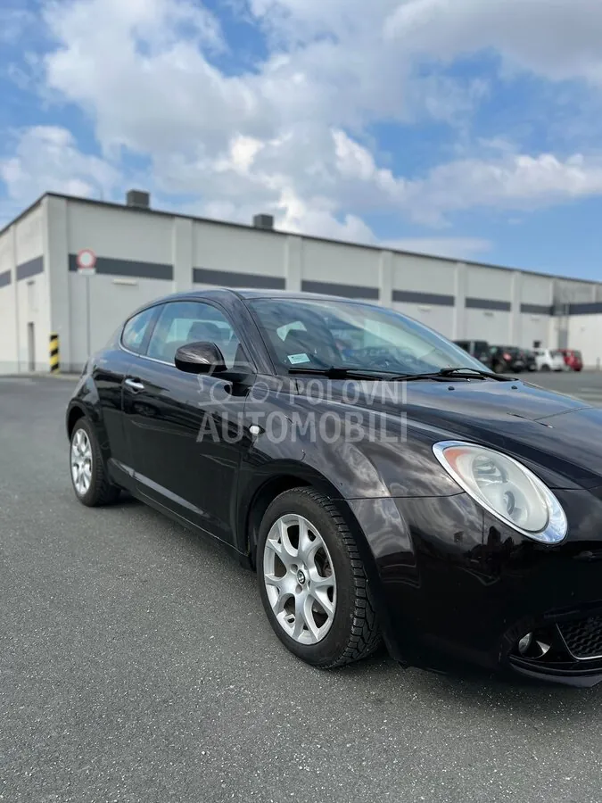 Alfa Romeo Mito 2011 photo 4