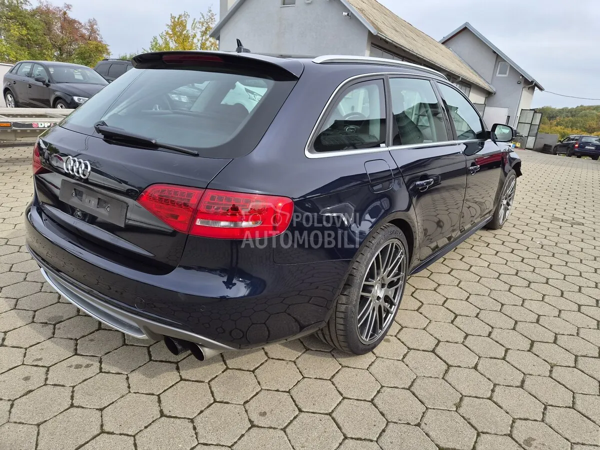 Audi S4 2010 photo 5