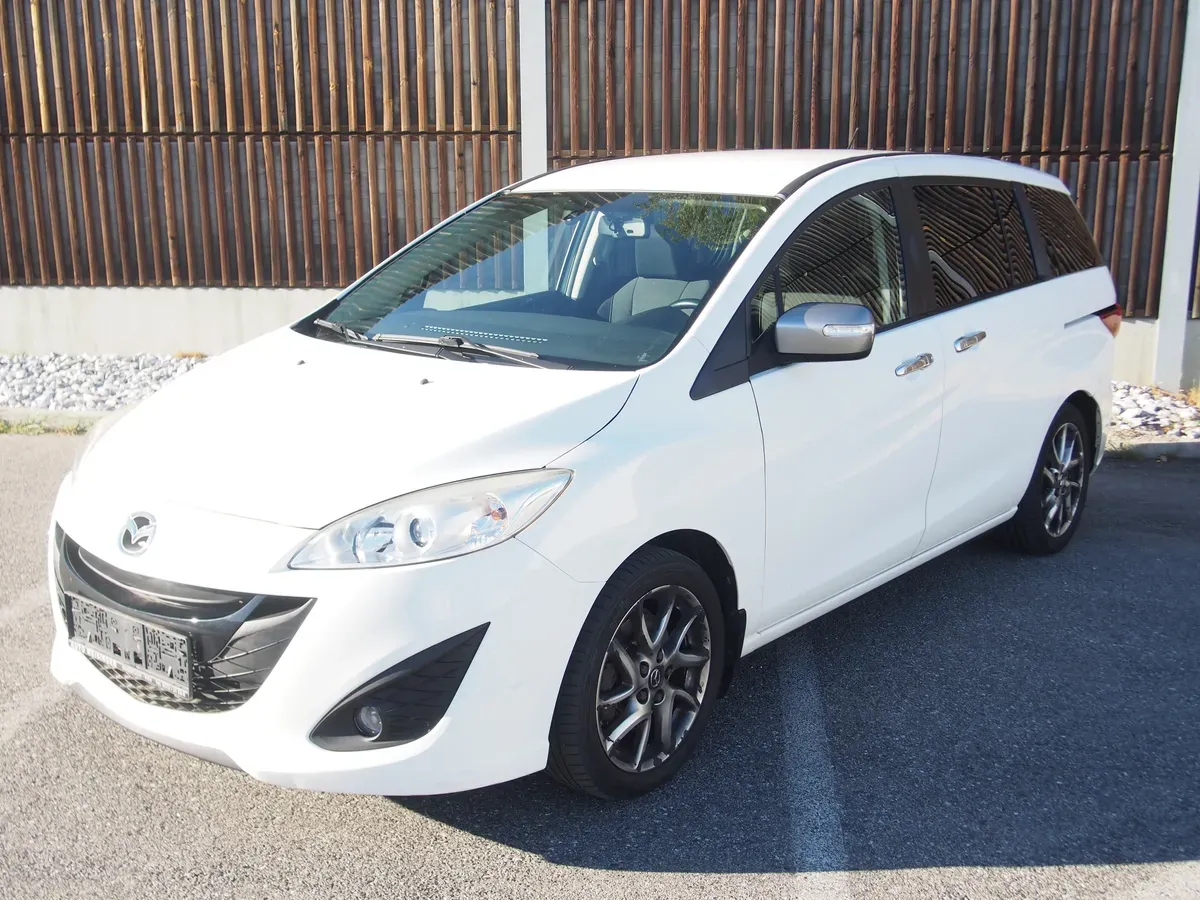 Mazda Mazda5 2015 photo 2