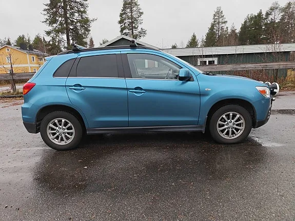 Mitsubishi Asx 2011 photo 4