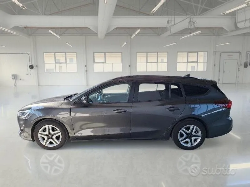 Ford Focus 2023 photo 5