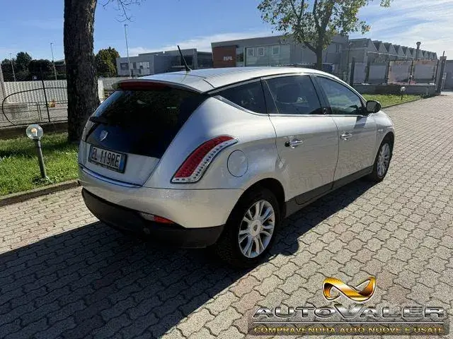 Lancia Delta 2012 photo 3