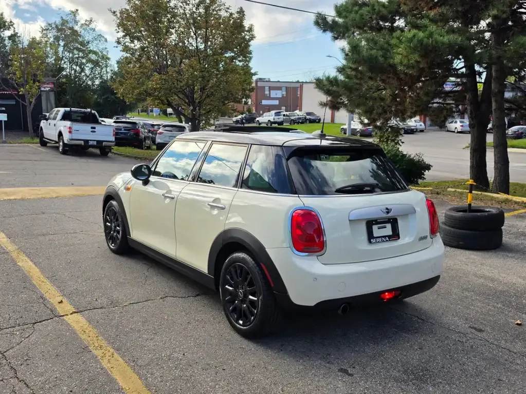 Mini 5 Door 2015 photo 3