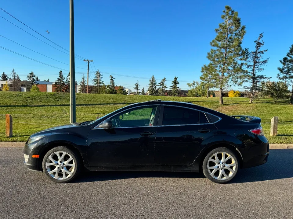 Mazda 6 2010 photo 2