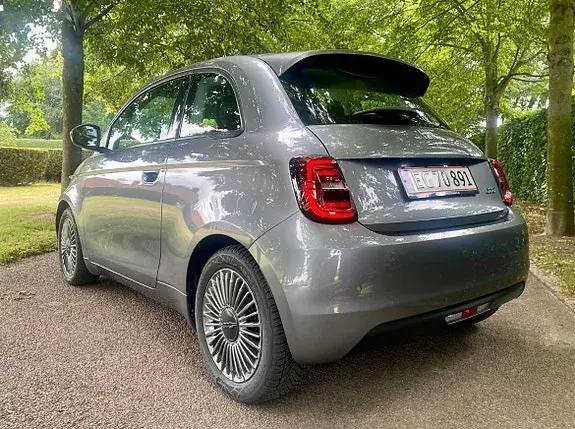 Fiat 500E 2022 photo 3
