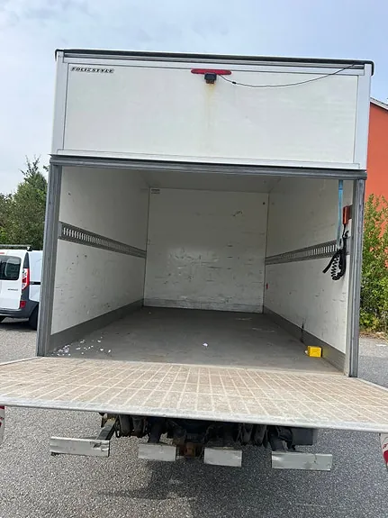 Nissan Nv400 2017 photo 5