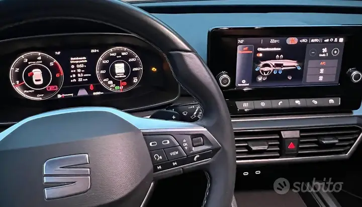 Seat Leon 2023 photo 3