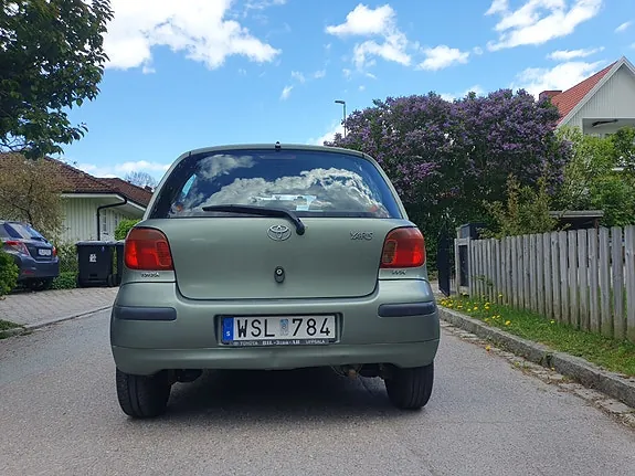 Toyota Yaris 2005 photo 4
