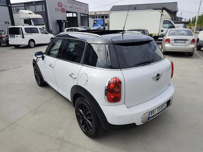 Mini Countryman 2012 photo 3
