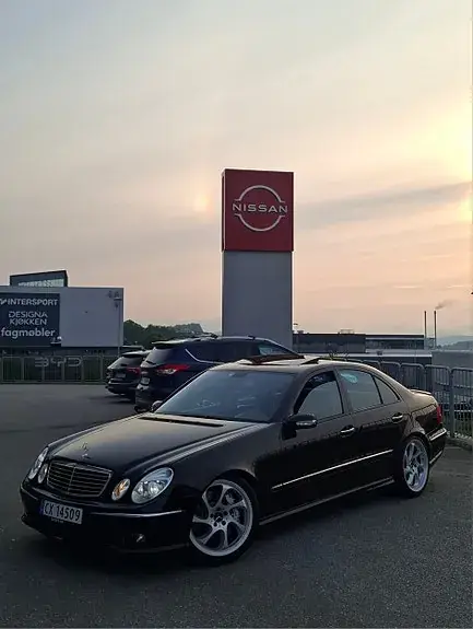Mercedes-Benz E 500