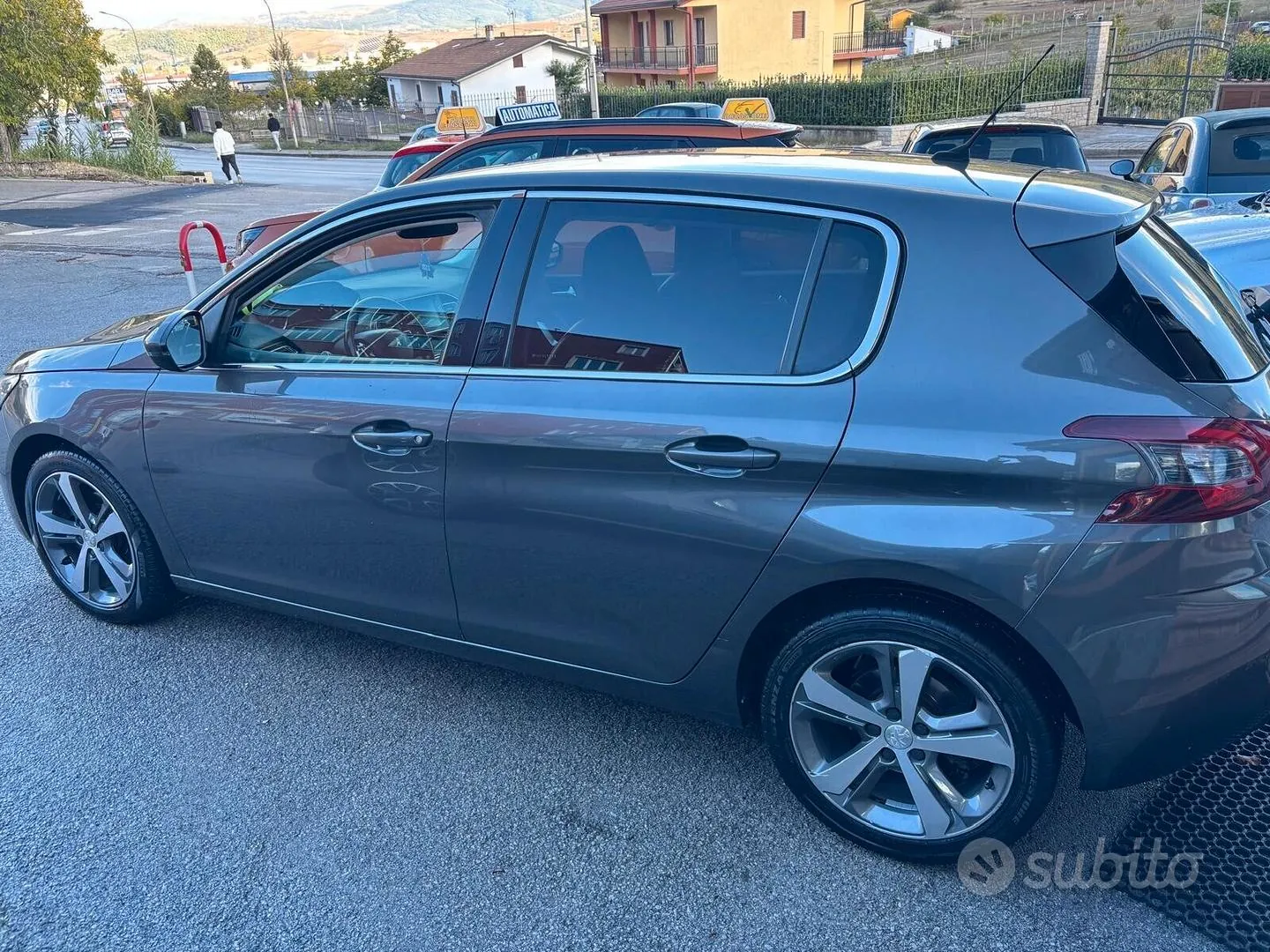 Peugeot 308 2018 photo 2