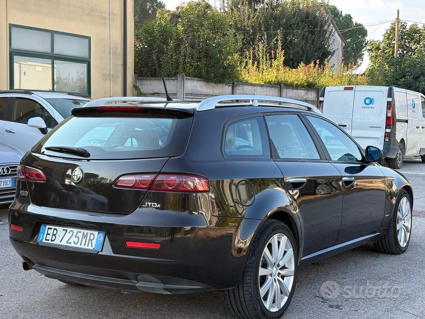 Alfa Romeo 159 2010 photo 2