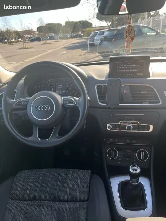Audi Q3 2018 photo 3