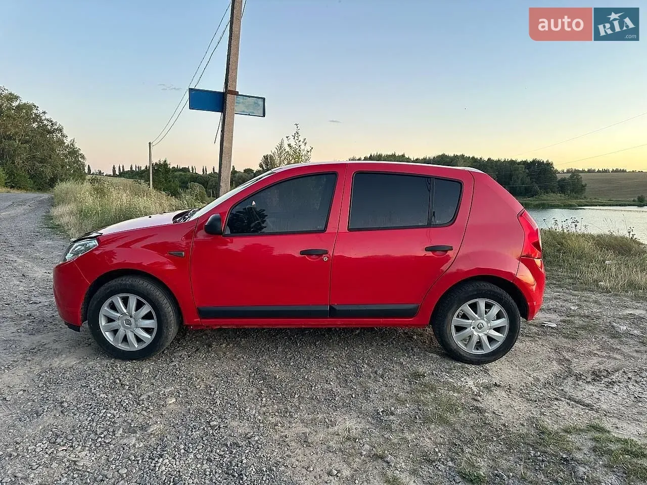 Dacia Sandero 2009 photo 2