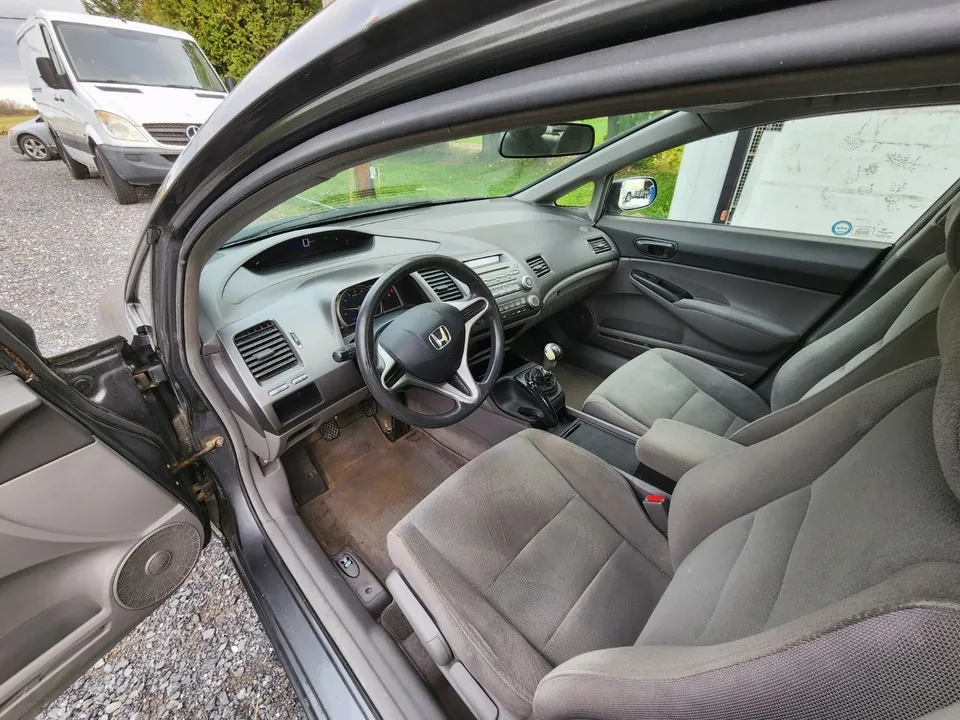 Honda Civic 2010 photo 5