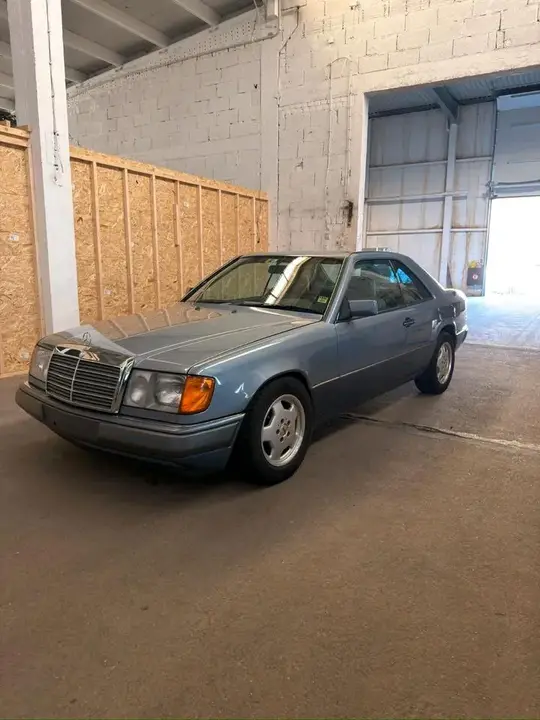 Mercedes-Benz W124