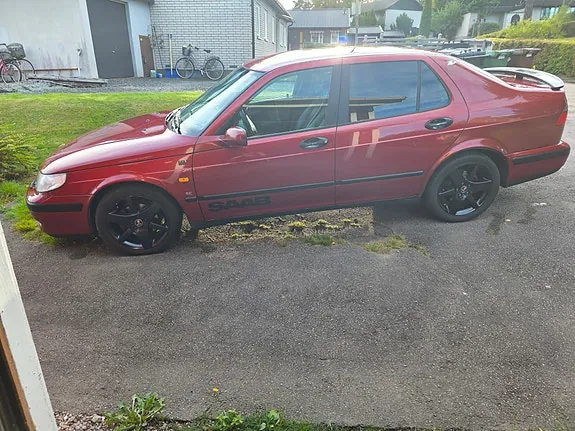 Saab 9-5 1999 photo 3