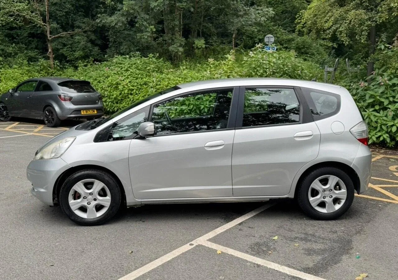 Honda Jazz 2009 photo 4