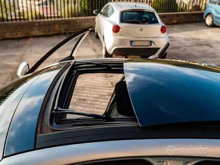 Alfa Romeo Giulietta 2011 photo 4