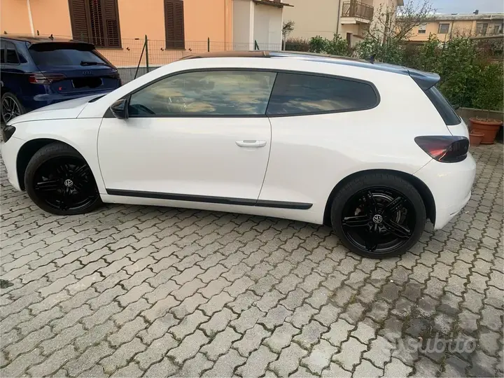 Volkswagen Scirocco 2013 photo 2