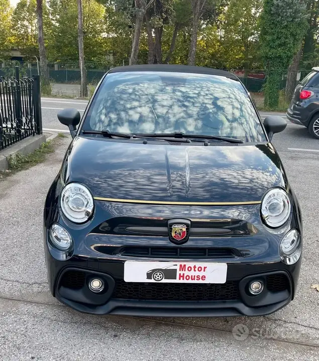 Abarth 595 2021 photo 2