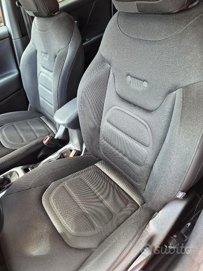Jeep Renegade 2017 photo 4