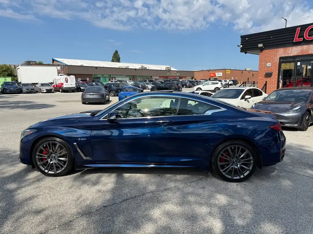 Infiniti Q60 2017 photo 4