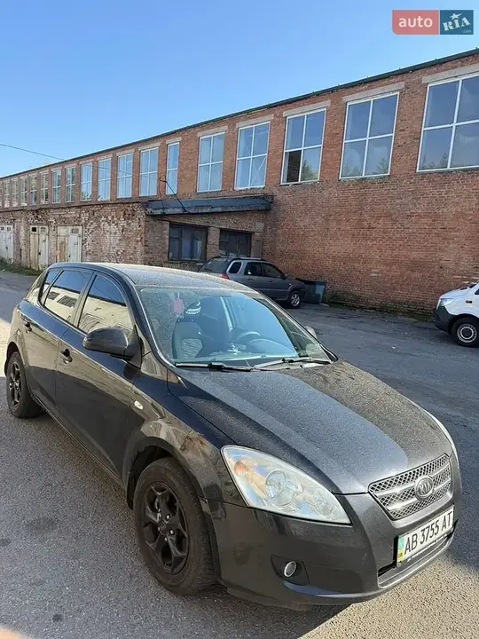 Kia Ceed 2008 photo 2