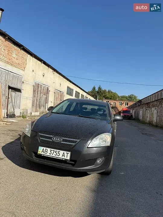 Kia Ceed 2008 photo 4