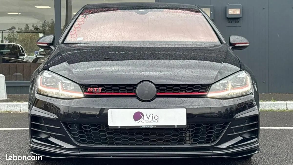 Volkswagen Golf 2019 photo 2