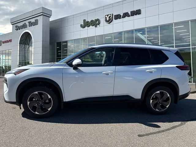 Nissan Rogue 2026 photo 2