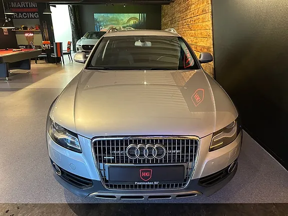 Audi A4 Allroad 2012 photo 4