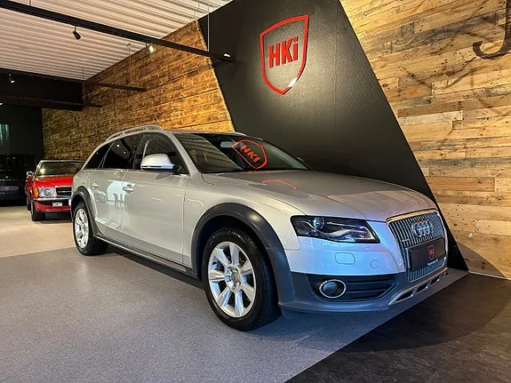 Audi A4 Allroad 2012 photo 2