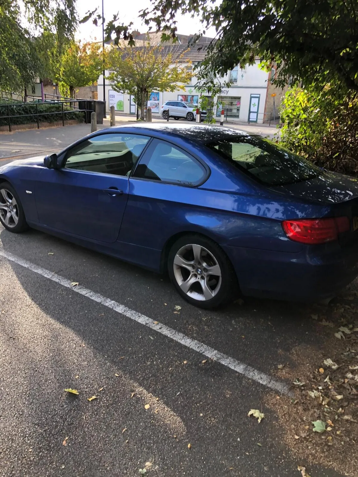 BMW 3 Series 2010 photo 4