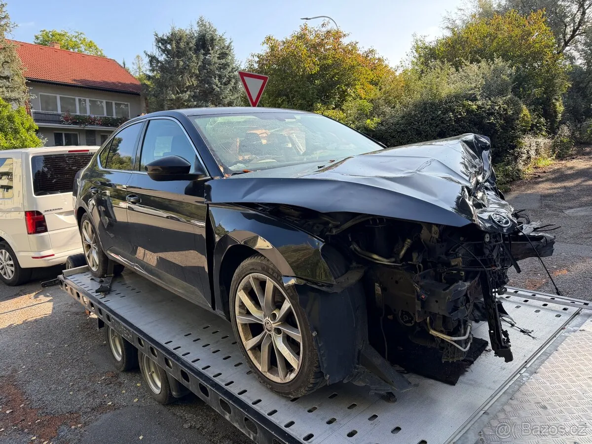 Skoda Superb 2017 photo 4