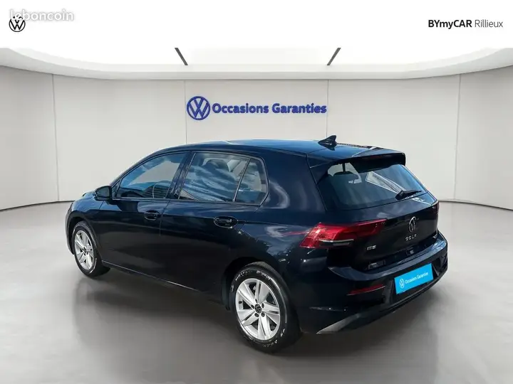 Volkswagen Golf 2023 photo 3