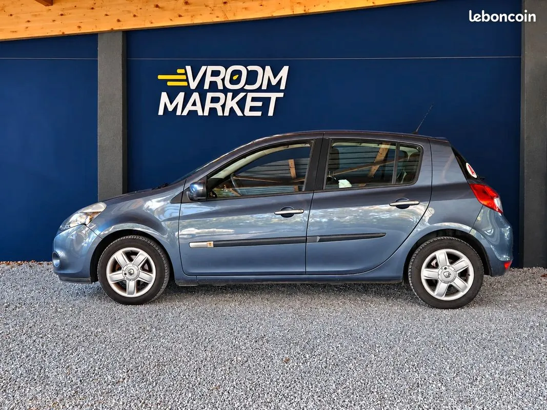 Renault Clio 2009 photo 5