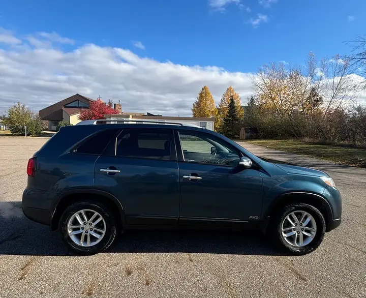 Kia Sorento 2015 photo 2